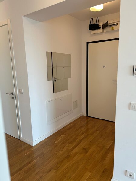 Domenii, Expozitiei, Luxuria Residence
