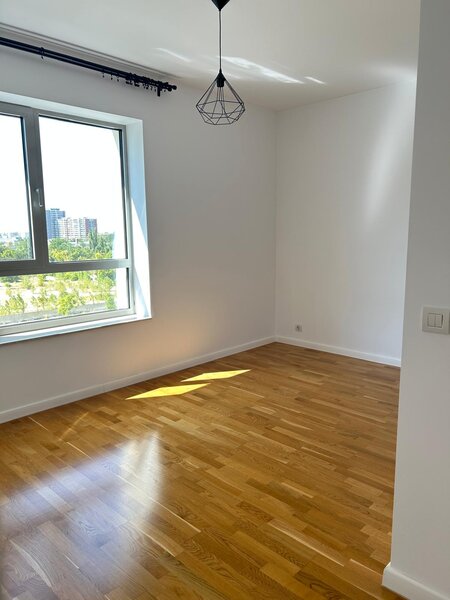 Domenii, Expozitiei, Luxuria Residence